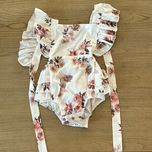 Amazon 18M White Rose Dress